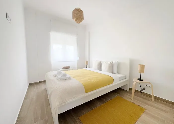 Apartman Arcos Flat Next To The By Homeful Homes