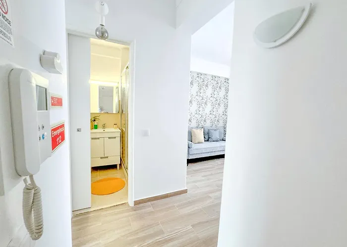 Arcos Flat Next To The By Homeful Homes Apartman Paço de Arcos