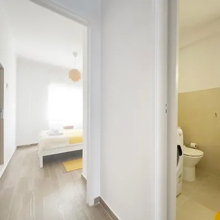 Апартаменты Arcos Flat Next To The By Homeful Homes Пасу-де-Аркуш