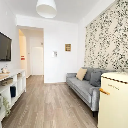 Апартаменты Arcos Flat Next To The By Homeful Homes Пасу-де-Аркуш