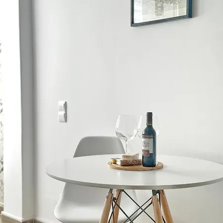 Апартаменты Arcos Flat Next To The By Homeful Homes Пасу-де-Аркуш