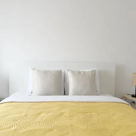 Arcos Flat Next To The By Homeful Homes Апартаменты