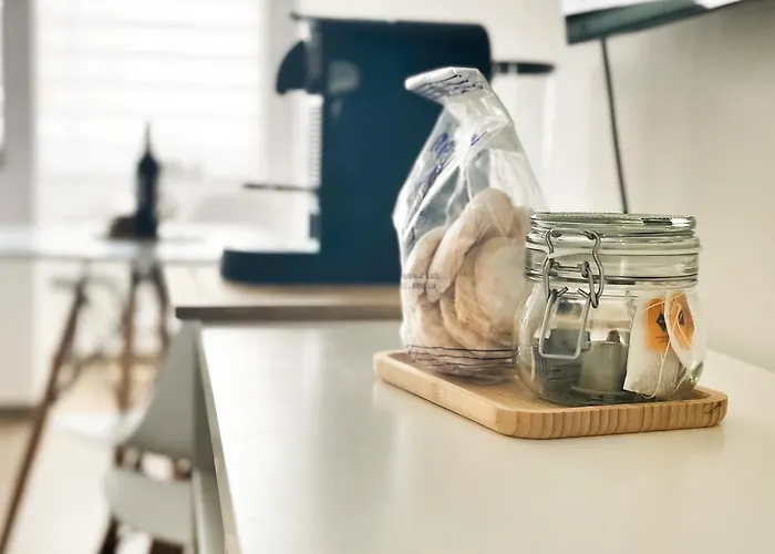 Arcos Flat Next To The By Homeful Homes アパート